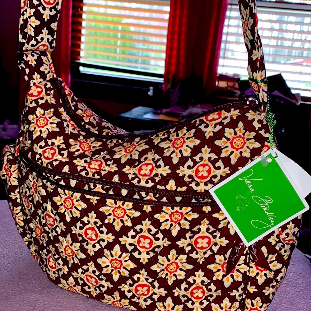 Vera Bradley Maroon Design Shoulder Bag.